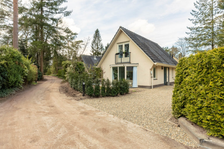 Woudstee Cornelia buiten doodlopende weg