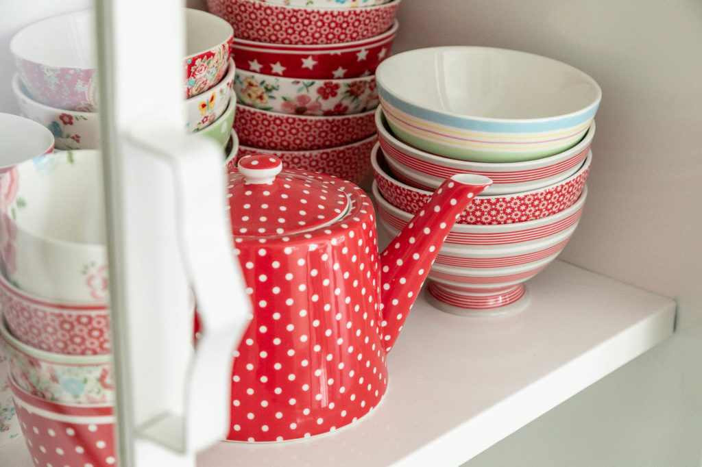 Woudstee Cornelia keuken met greengate servies