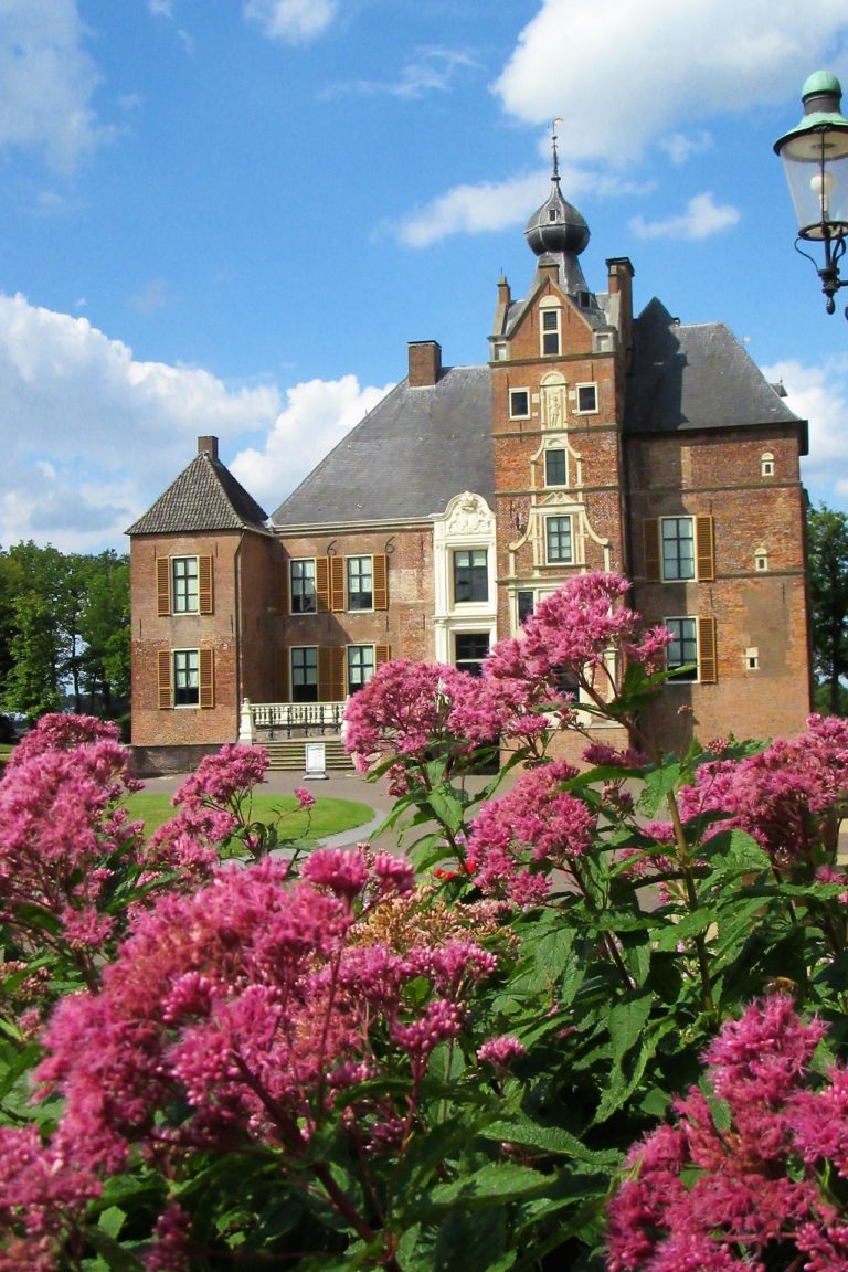 Bezoek het museum Cannenburch in Vaassen tijdens je verblijf bij WoudStee
