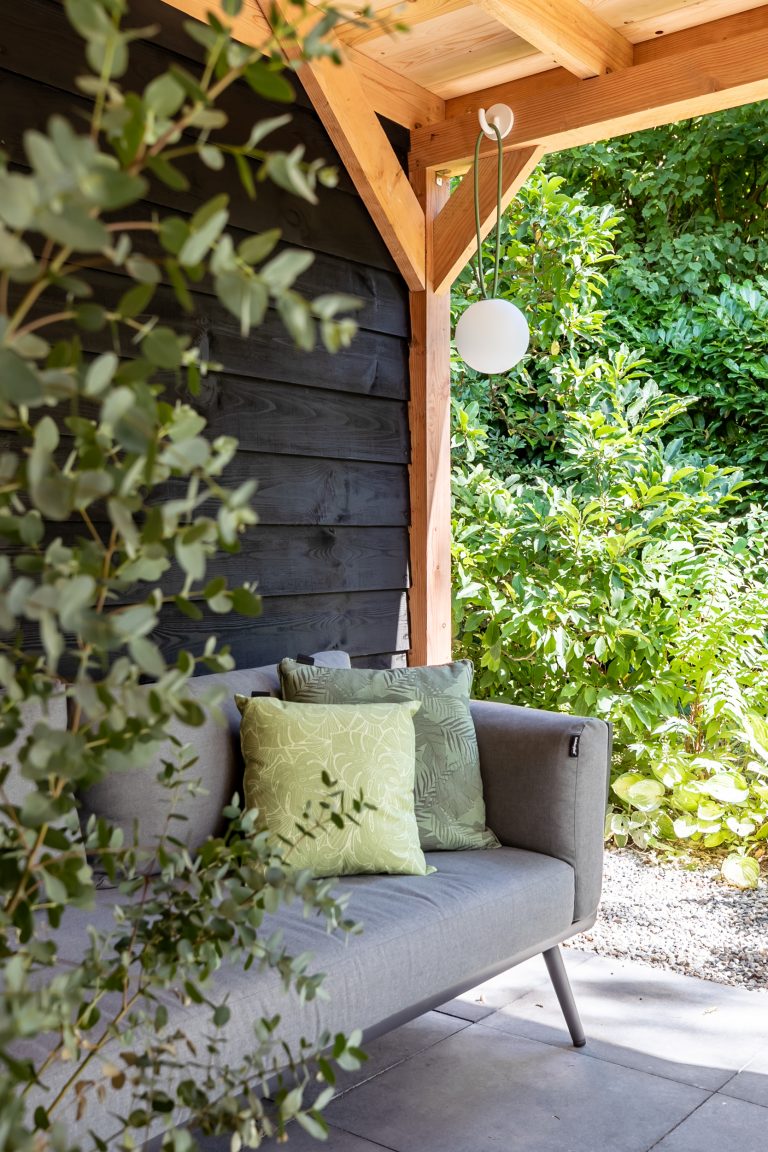 WoudStee Hendrika vakantiehuis met veranda relax rust op vakantie